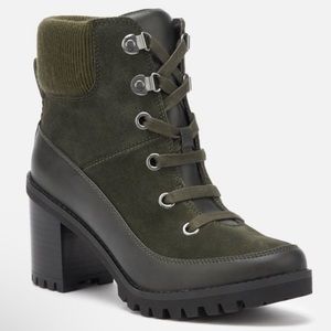 UGGS Women’s Redwood suede lace up heeled boot